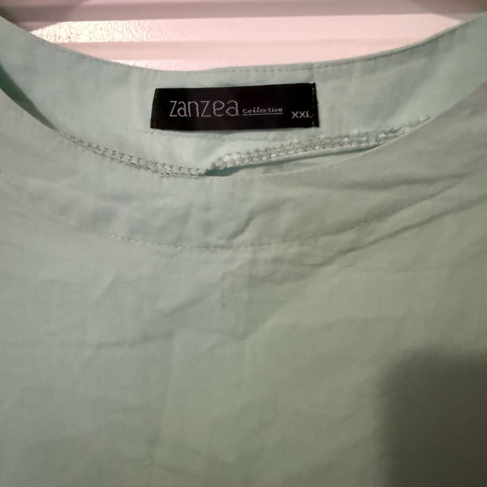 Linen top - Picture 3 of 3
